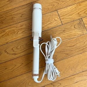 T3 BodyWaver - 1.75 inches ceramic curling iron white & rose gold